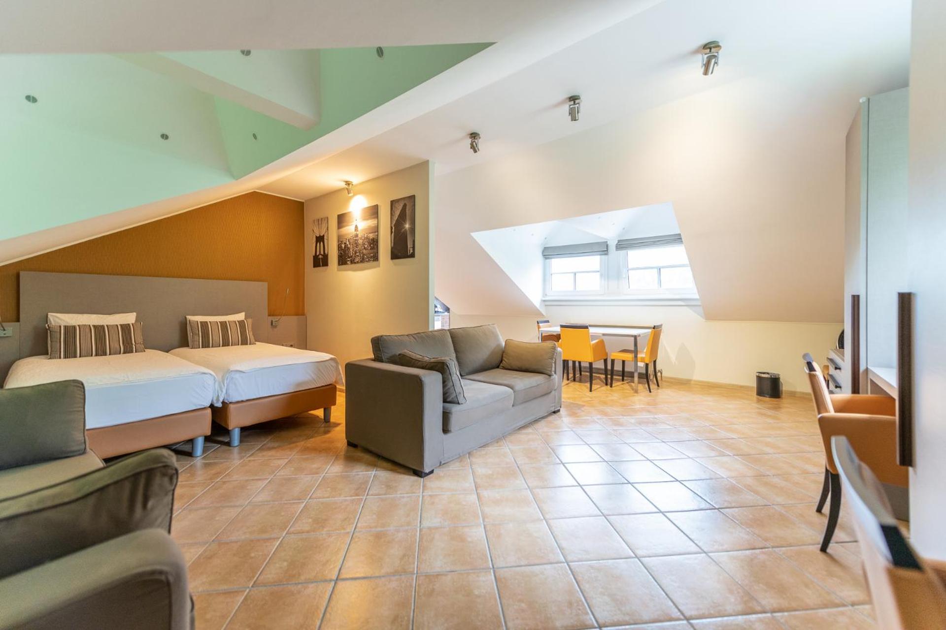 Appart-Hotel Gwendy Bour Екстериор снимка