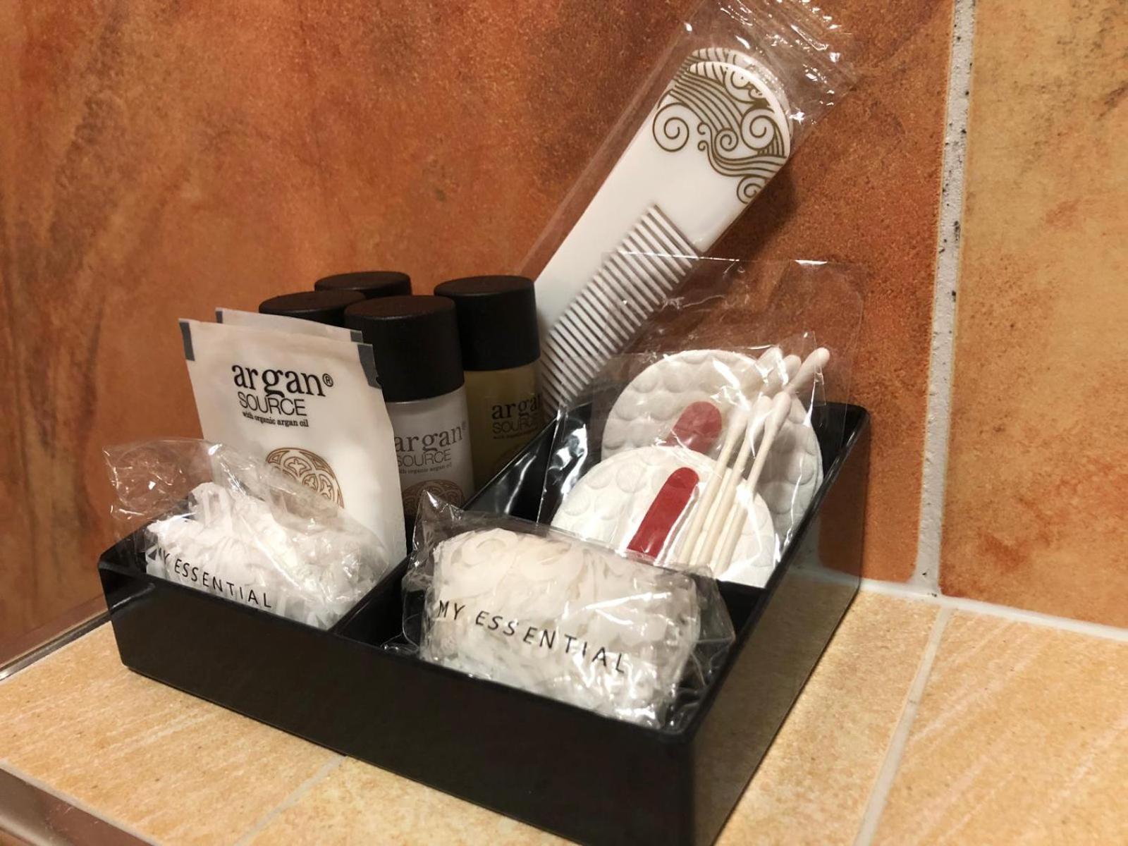 Appart-Hotel Gwendy Bour Екстериор снимка